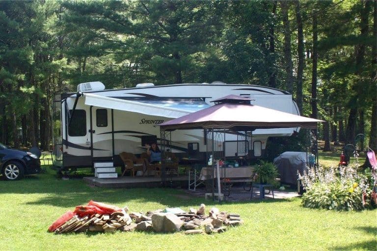List of Campgrounds in CT (Ultimate Guide)